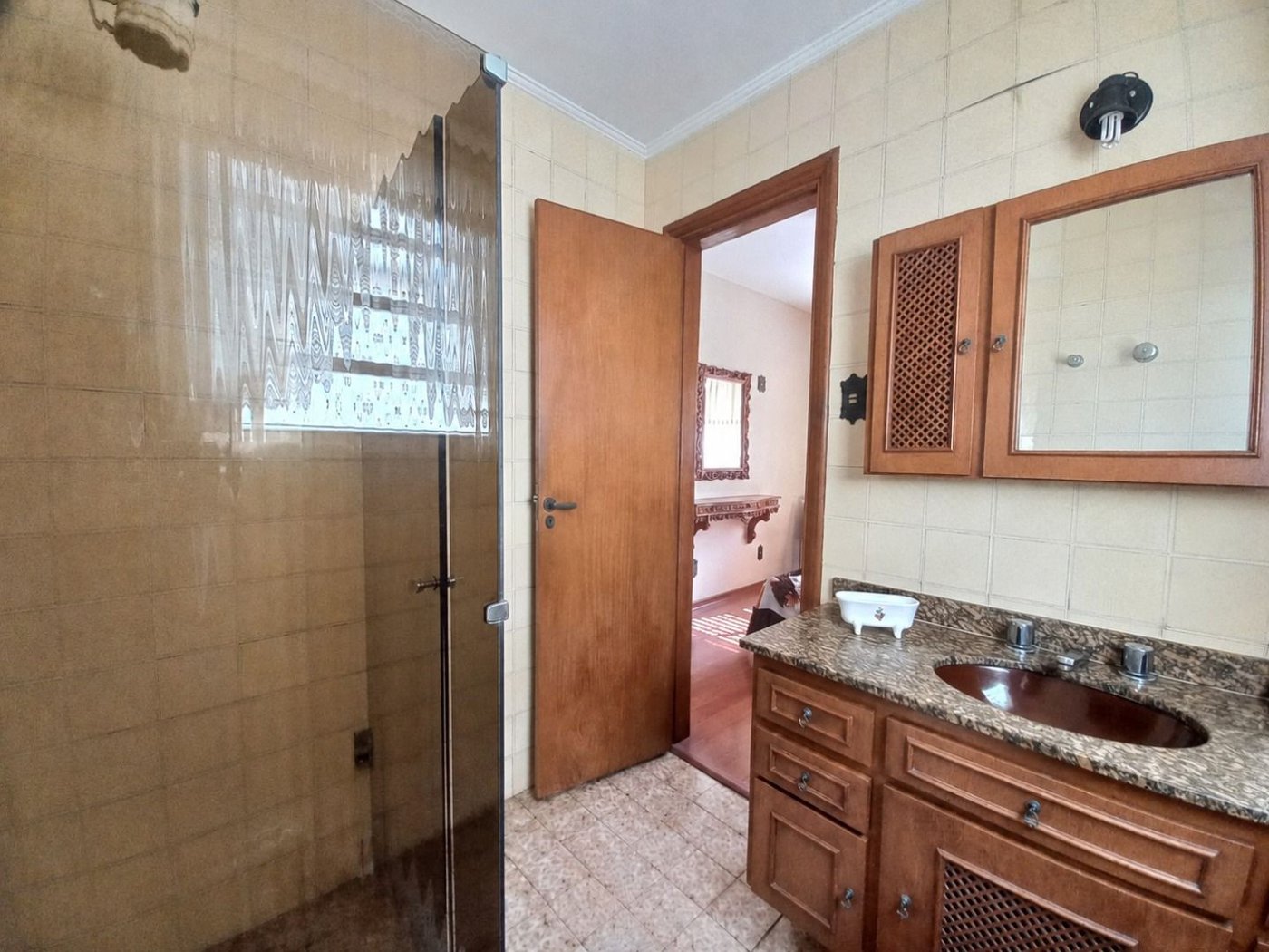 Belíssimo Apartamento de Frente, 3 Quartos, com Garagem Fechada, à Venda no Marapé – Santos/SP