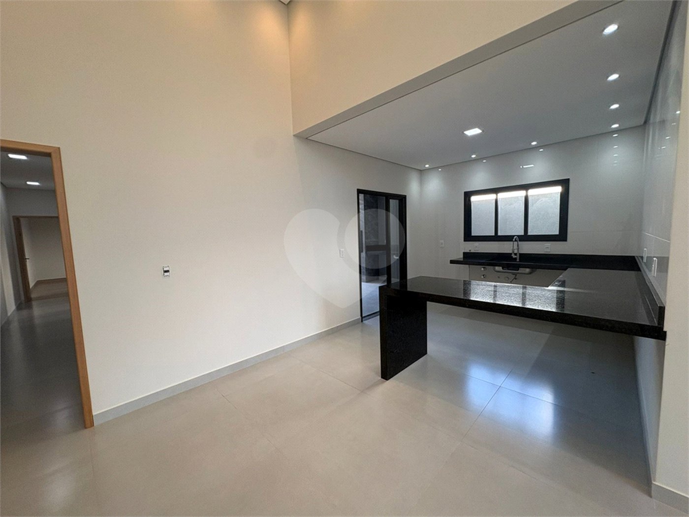 Casa à venda com 3 quartos, sendo 1 suíte, no condomínio Reserva Ipanema, Sorocaba - SP