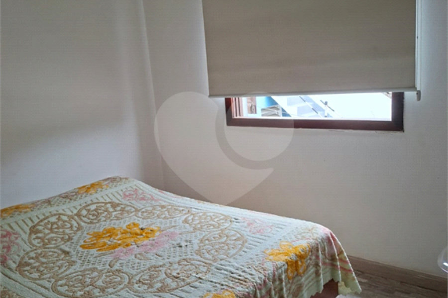 Sobrado à venda com 3 quartos, sendo 1 suíte,  em Tremembé, São Paulo, SP