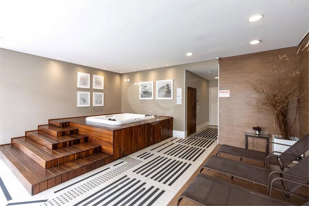 Apartamento à venda com 2 suítes em Barra Funda, São Paulo, SP