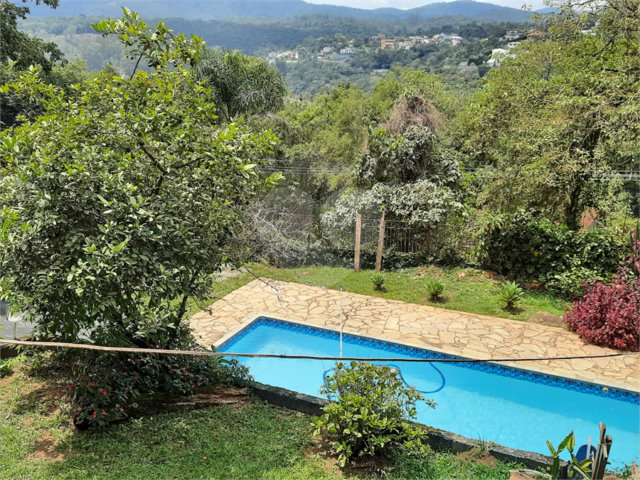 Casa à venda com 2 quartos em Caceia, Mairiporã, SP