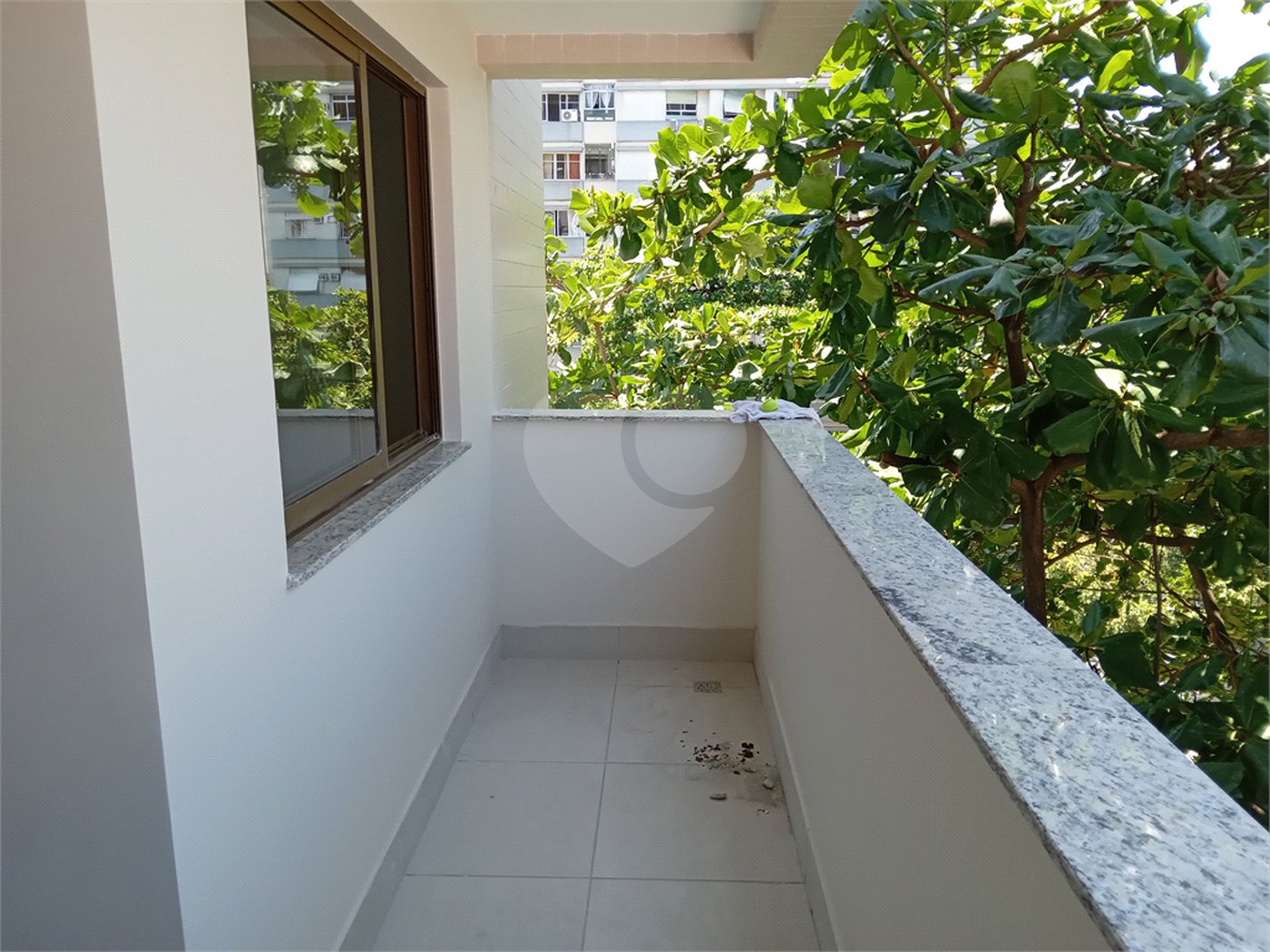 Apartamento à venda com 2 quartos, sendo 1 suíte,  em Tijuca, Rio de Janeiro, RJ