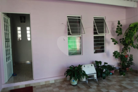 Casa à venda com 3 quartos, sendo 1 suíte,  em Jardim Brasil, Itapetininga, SP