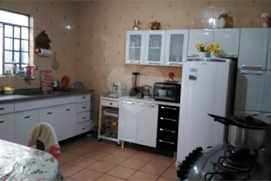 Sobrado à venda com 6 quartos em Horto Florestal, São Paulo, SP