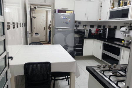 Sobrado à venda com 3 quartos, sendo 2 suítes, em Vila Dom Pedro I, São Paulo, SP