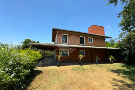 Sítio à venda com 3 quartos, sendo 1 suíte, em Jardim dos Laranjais, Indaiatuba, SP
