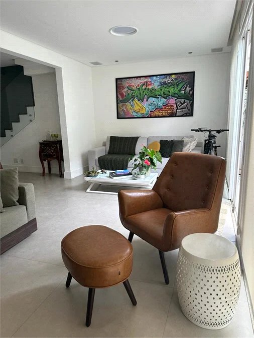 Casa à venda com 3 quartos, sendo 2 suítes,  no condomínio Paulistano 2ª Fase, São Paulo - SP