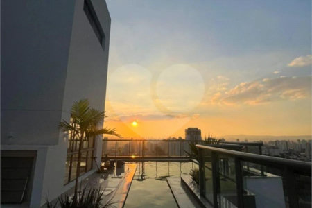 Lindo apartamento em excelente localização no Alto da Mooca, com 83m² com 3 dorms, sendo 1 suite, banheiro,lavabo,varanda gourmet, Aceita e estuda Permuta.