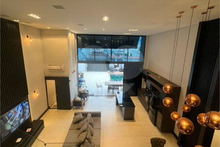 Sobrado alto Padrão no Anália Franco 300 M2 3 DORMITÓRIOS E 4 VAGAS