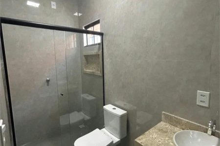 Casa à venda com 3 quartos, sendo 1 suíte,  em São Luís, Balsas, MA