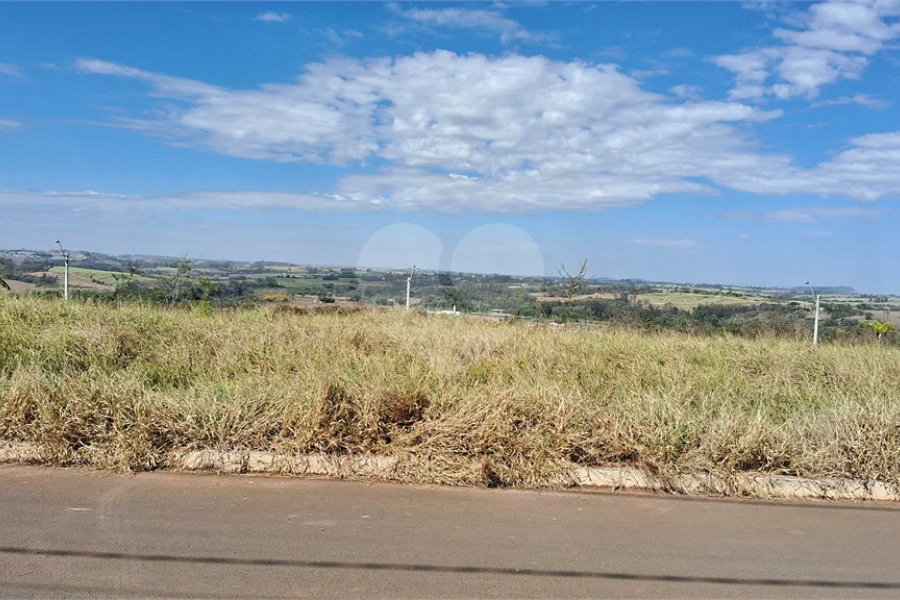Terreno à venda no Bairro Vale do Sol em Piracicaba - SP.