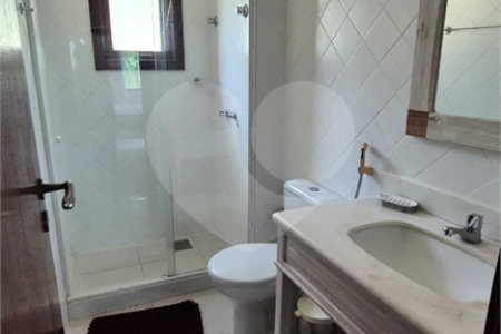 Casa à venda com 5 quartos, sendo 4 suítes,  em Geribá, Armação dos Búzios, RJ