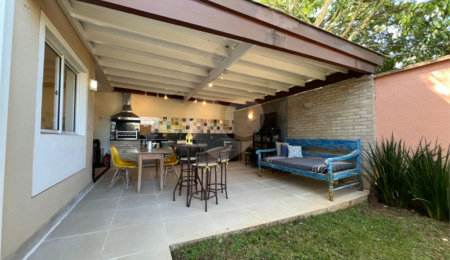 Casa à venda com 3 suítes no condomínio The House, São Paulo - SP