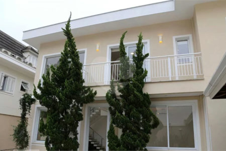 Casa à venda com 3 suítes no condomínio Residencial Morumbi, São Paulo - SP
