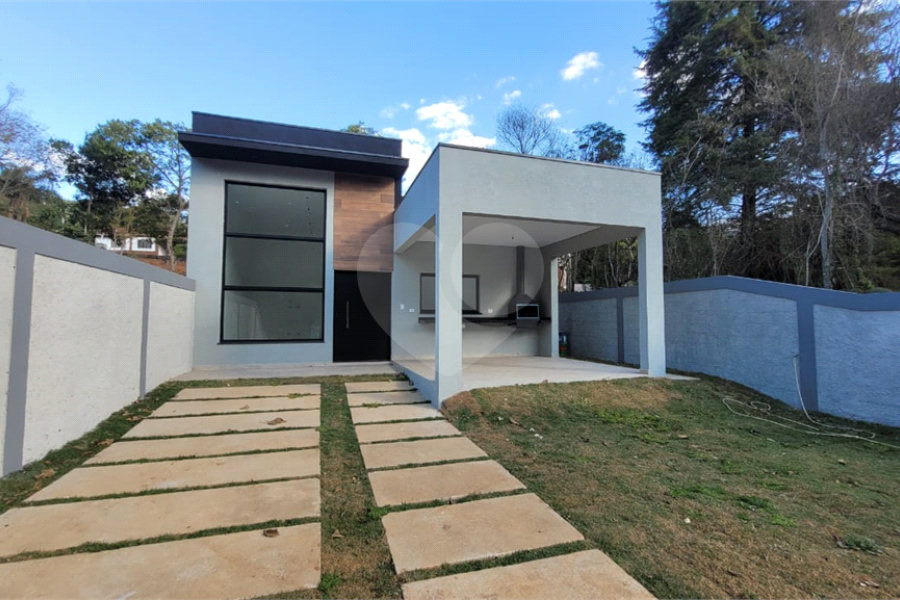 Casa Térrea à venda com 3 quartos, sendo 1 suíte,  em Pedra Vermelha (terra Preta), Mairiporã, SP