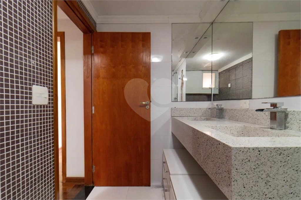 Apartamento à venda com 3 quartos em Vila Pompéia, São Paulo, SP