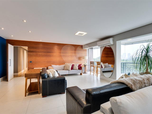 Apartamento para alugar com 4 suítes em Granja Julieta, São Paulo, SP