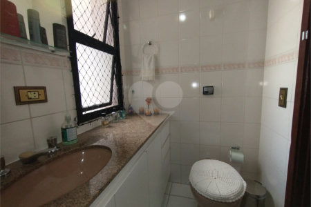Apartamento à venda com 3 quartos, sendo 1 suíte, em Vila Dom Pedro I, São Paulo, SP