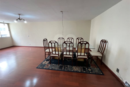 Apartamento à venda com 3 quartos, sendo 1 suíte, em Itaim Bibi, São Paulo, SP