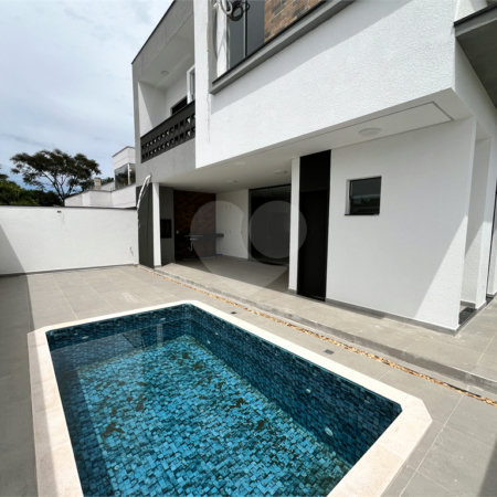 Casa à venda com 3 suítes no condomínio Terras de São Francisco, Sorocaba - SP