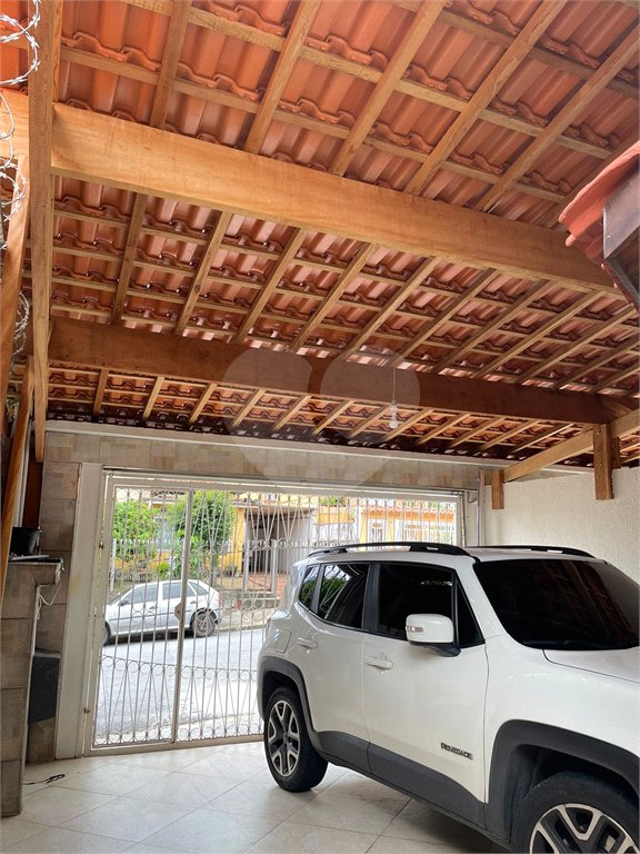Sobrado à venda com 2 quartos, sendo 1 suíte,  em Ferreira, São Paulo, SP
