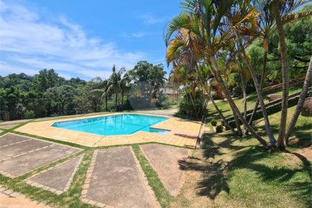 Chácara à venda com 4 quartos, sendo 2 suítes, em Parque Valinhos, Valinhos, SP