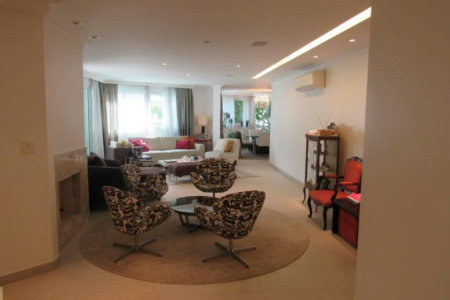 Apartamento à venda com 3 suítes em Real Parque, São Paulo, SP
