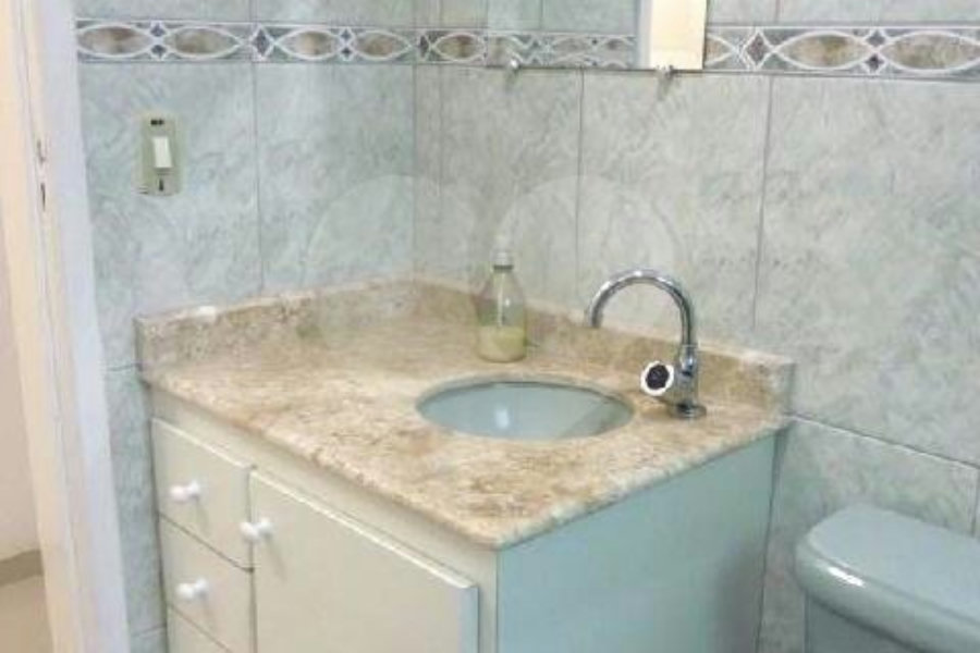 Sobrado à venda com 3 quartos, sendo 1 suíte, em Parque Continental II, Guarulhos, SP