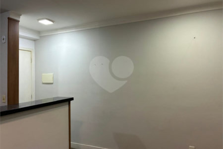 Apartamento para alugar com 2 quartos, sendo 1 suíte, em Vila Endres, Guarulhos, SP