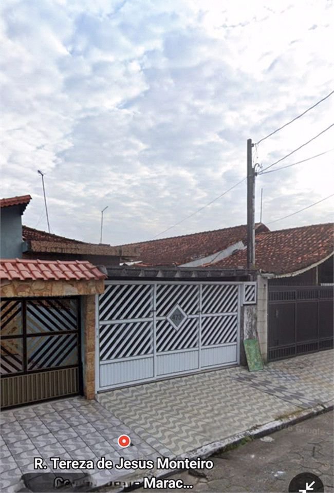 Casa com 2 dormitórios à venda, 125 m² por R$ 390.000,00 - Maracanã - Praia Grande/SP
