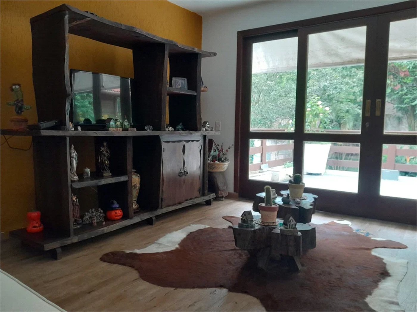 Sobrado à venda com 6 quartos, sendo 3 suítes,  em Rolinópolis, São Paulo, SP