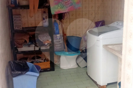 Casa à venda ou para alugar com 7 quartos, sendo 1 suíte,  em Vila Mogilar, Mogi das Cruzes, SP