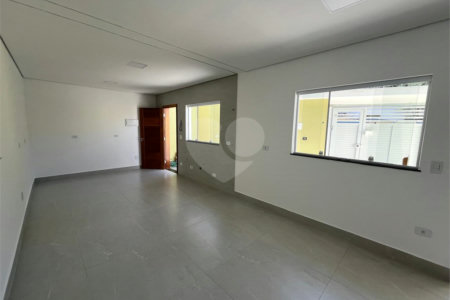 Casa à venda com 2 suítes em Parque Jaçatuba, Santo André, SP
