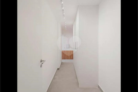 Apartamento à venda com 1 quarto em Sumaré, São Paulo, SP