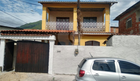 Casa à venda com 3 quartos, sendo 1 suíte,  em Campo Grande, Rio de Janeiro, RJ