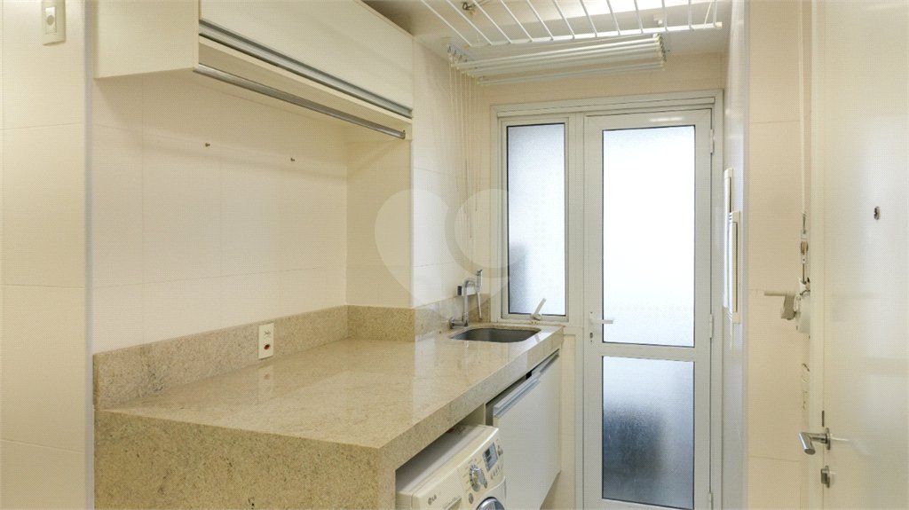 Apartamento à venda com 3 suítes em Brooklin, São Paulo, SP