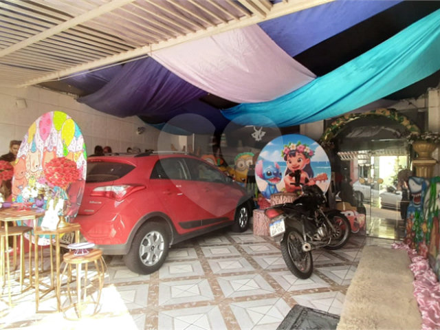 Sobrado à venda com 4 quartos, sendo 1 suíte,  em Santana, São Paulo, SP