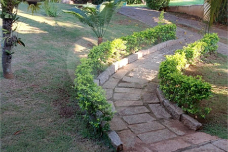 Casa à venda com 3 quartos, sendo 2 suítes, no condomínio Vinhas da Vista Alegre - Lado Sede, Vinhedo - SP