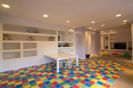 Apartamento à venda com 2 quartos, sendo 1 suíte,  no Centro, São Bernardo do Campo, SP