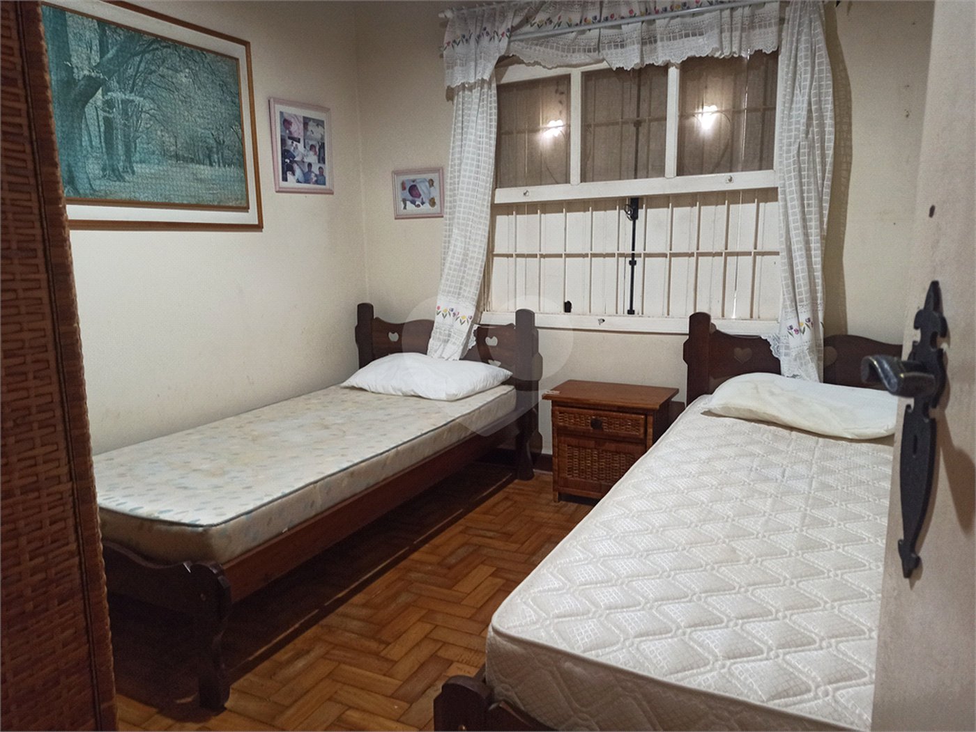 Casa Térrea à venda com 4 quartos, sendo 2 suítes,  em Jardim Paulista, Atibaia, SP