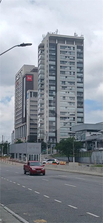 APARTAMENTO PARA LOCAÇÃO | 2 DORMS | 2 BANHEIROS /MOBILIADO | VARANDA | 1 VAGA | LAZER COMPLETO | EM FRENTE AO SHOPPING METRÓPOLE CENTRO – SÃO BERNARDO DO CAMPO/SP