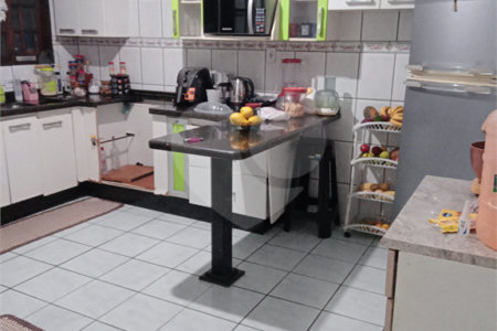 Casa à venda com 3 quartos, sendo 1 suíte,  em Vila Júlia, Poá, SP