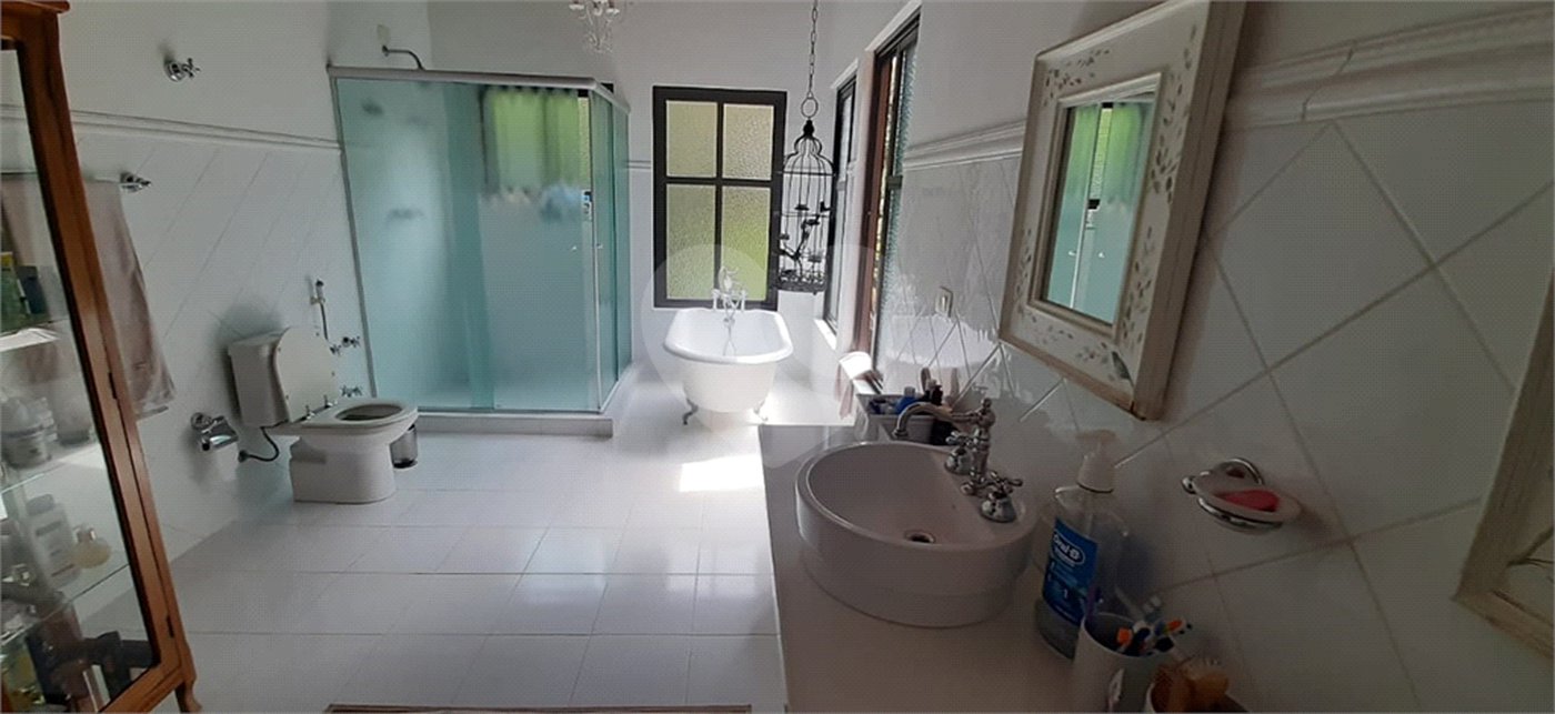 Casa à venda com 2 suítes no condomínio Residencial Cantareira, Mairiporã - SP
