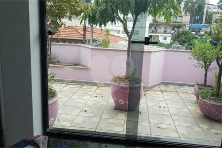 Casa à venda com 4 quartos, sendo 1 suíte, em Vila Paulicéia, São Paulo, SP