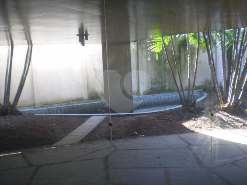 Sobrado à venda com 7 quartos, sendo 4 suítes, em Jardim Petrópolis, São Paulo, SP