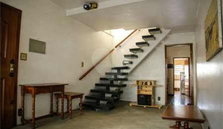 Sobrado à venda com 3 quartos, sendo 1 suíte,  em Vila Guarani (z Sul), São Paulo, SP