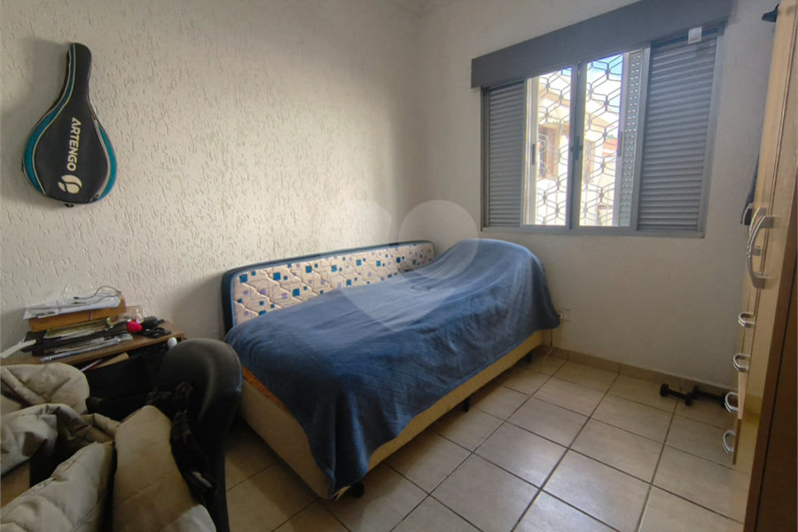 Sobrado à venda com 8 quartos, sendo 2 suítes, em Parada Inglesa, São Paulo, SP