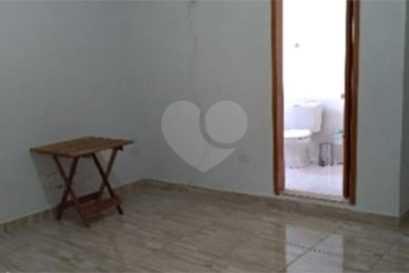 Sobrado à venda com 5 quartos em Chácara São João, São Paulo, SP