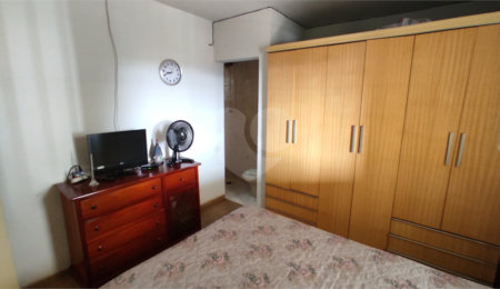 Sobrado à venda com 3 quartos, sendo 1 suíte,  em Tremembé, São Paulo, SP