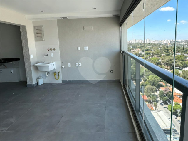 Apartamento à venda com 2 suítes em Campo Belo, São Paulo, SP